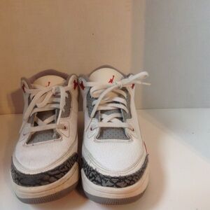 Nike Jordan White Leather Sneakers High Top Red